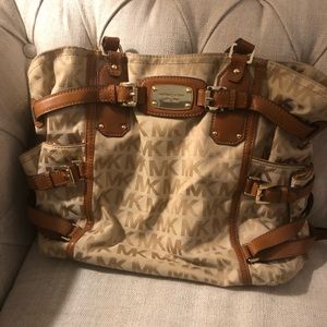 Michael Kors tote
